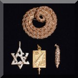 J08. Gold pendants.